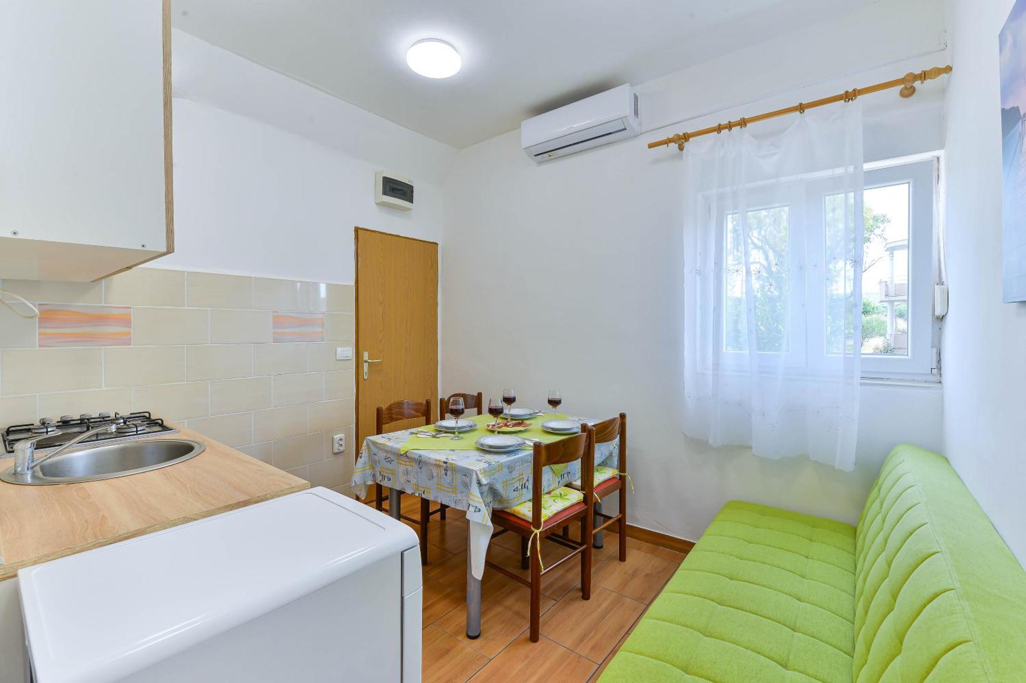 Apartments Citrus Turanj Exterior foto