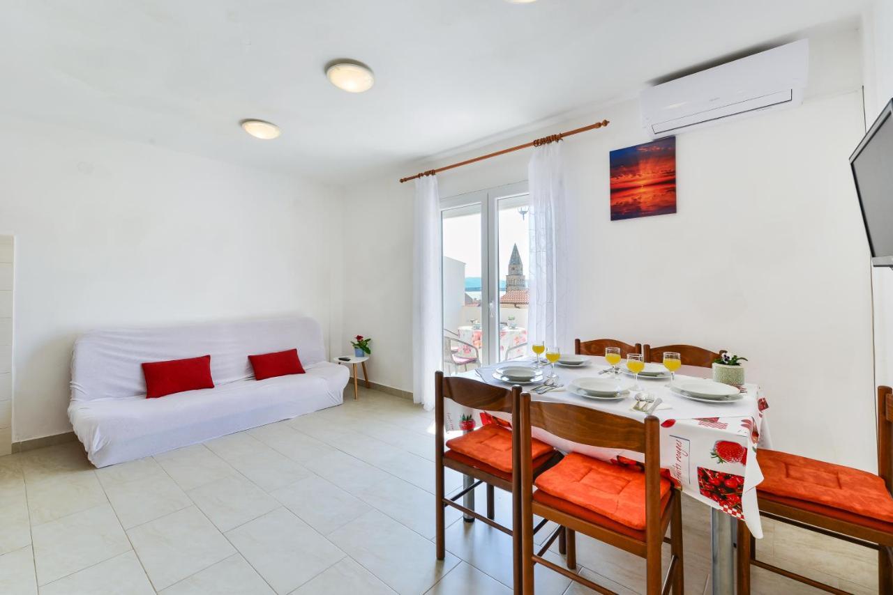 Apartments Citrus Turanj Exterior foto